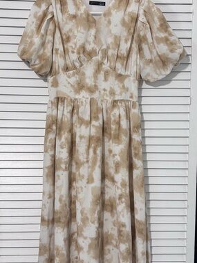 🌻Neutral Tie-Dye Midi Dress with Puff Sleeves